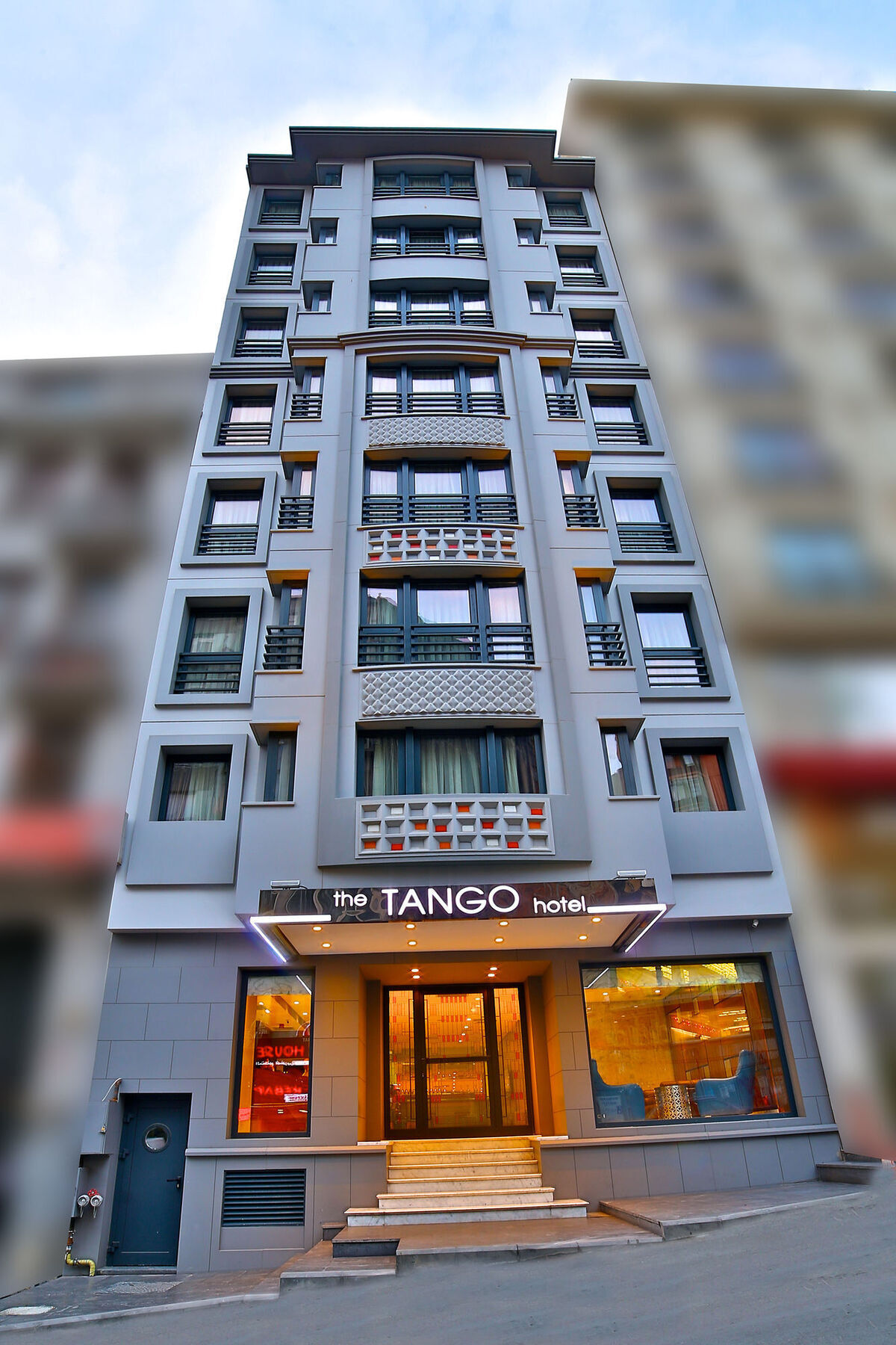 מלון The Tango 3*